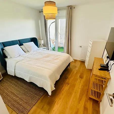 Cosy In The Center Of